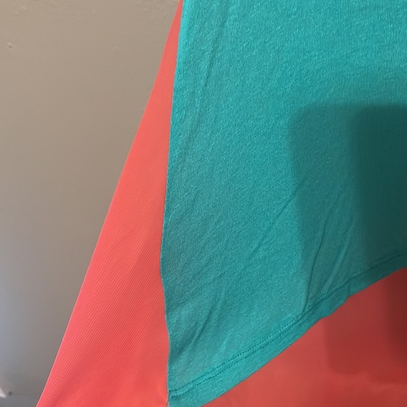 Unique and fun DejaVu mixed media top - Picture 4 of 5